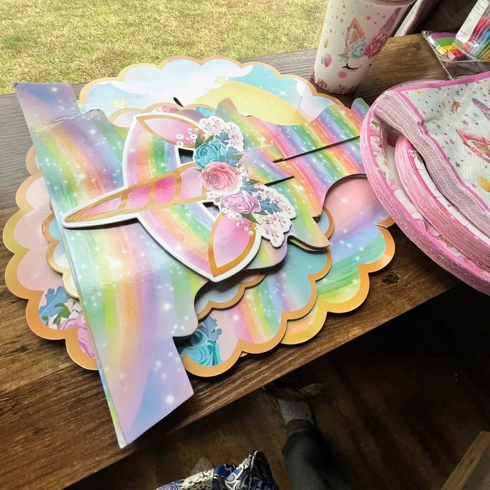 Unicorn Party Supplies Set - Pink and White